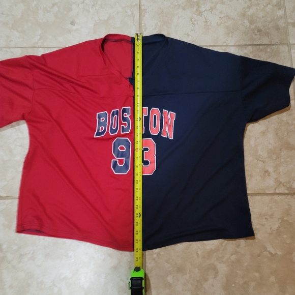 Vintage Boston Red Sox hockey jersey.  In great condition. - Picture 5 of 9